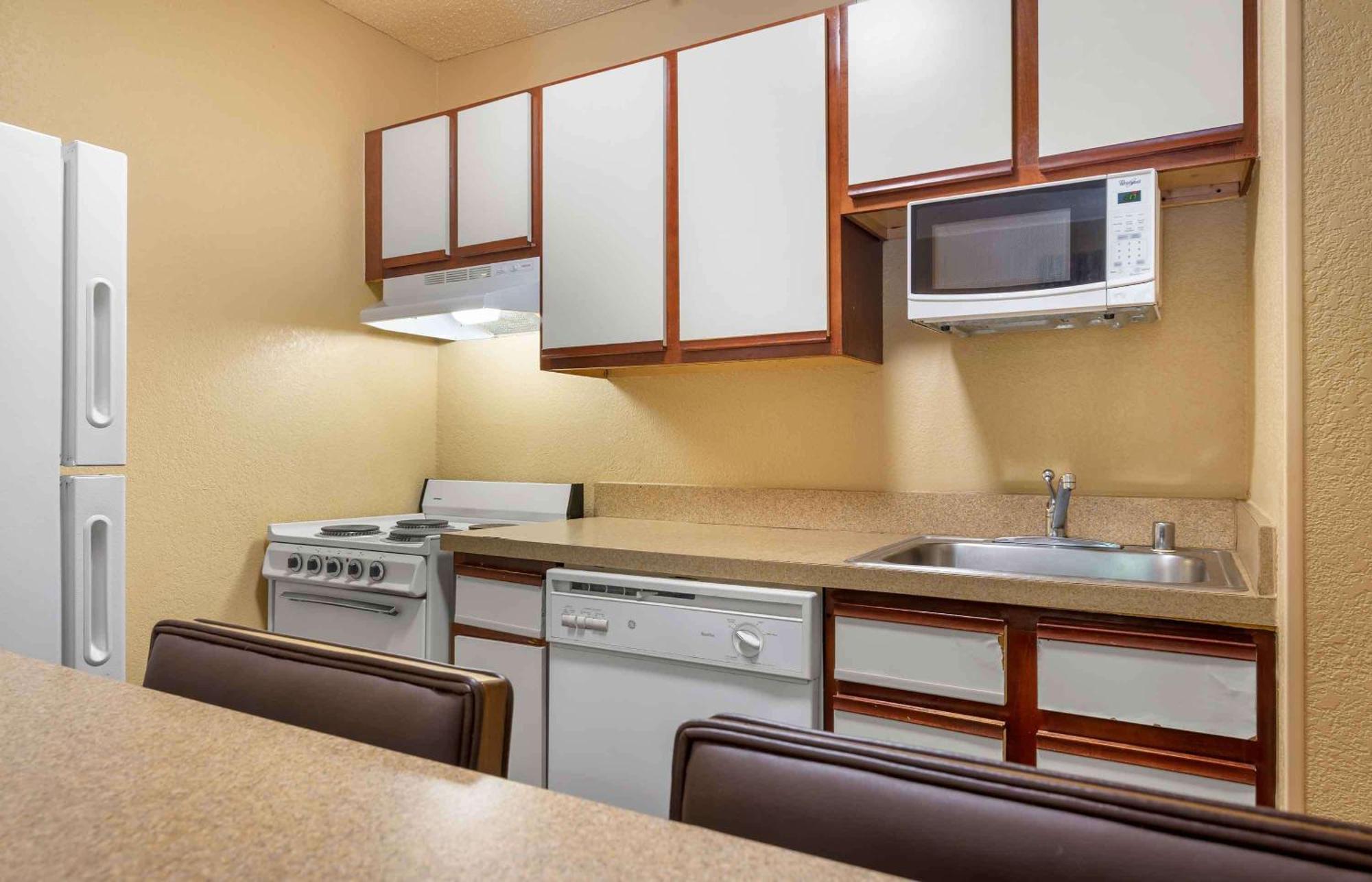 Extended Stay America Suites - Arlington - Six Flags Екстериор снимка