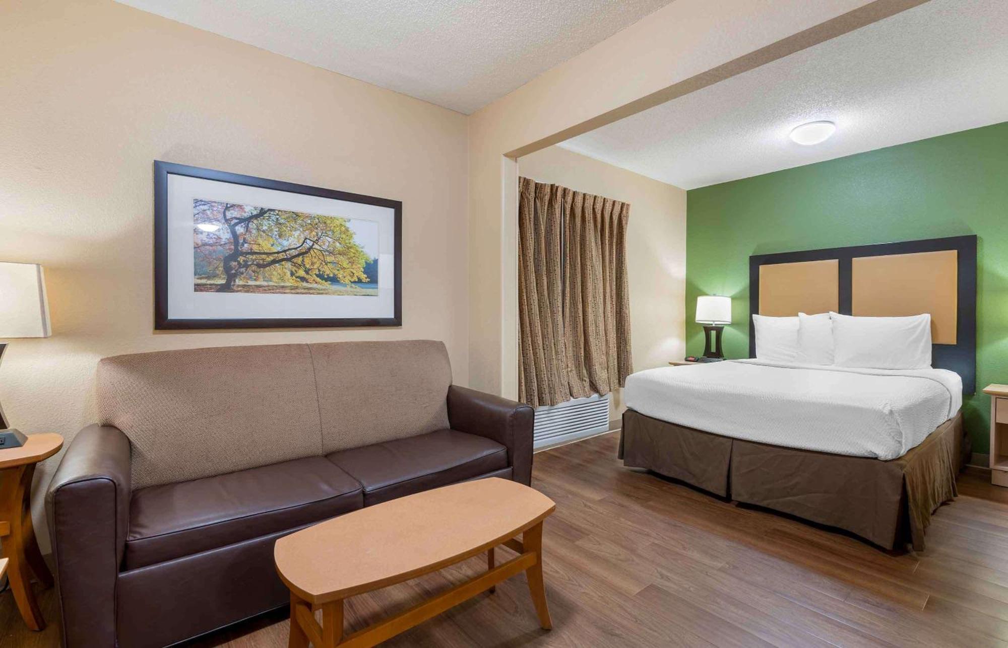 Extended Stay America Suites - Arlington - Six Flags Екстериор снимка